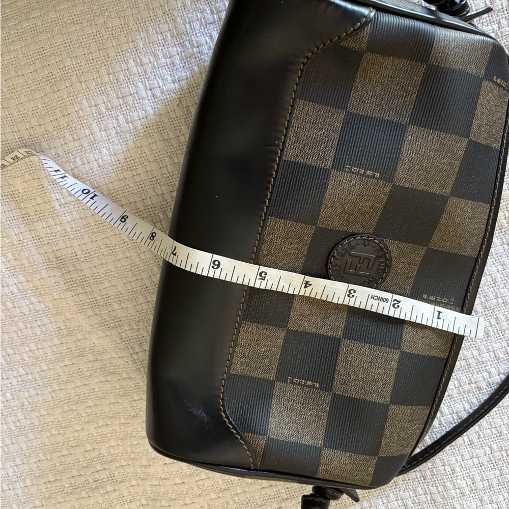Vintage Fendi pecan checked Crossbody Bag with Brown strap. - Picture 6 of 14
